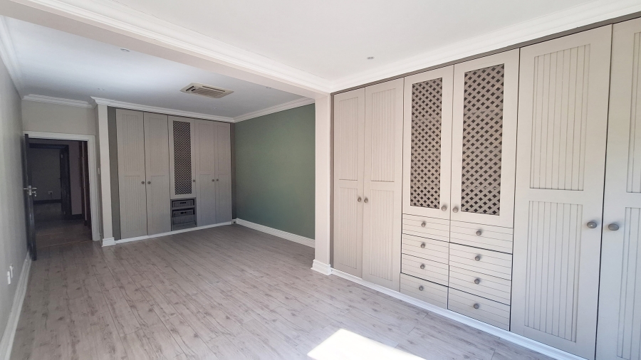 To Let 4 Bedroom Property for Rent in Jim Fouchepark Free State